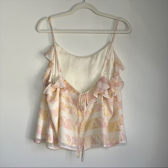 ModCloth Ruffled Flowy Camisole Size XL - Picture 3 of 6